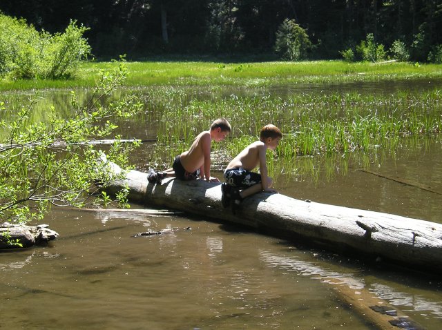 6.24-25.06 Memaloose Lake 042 